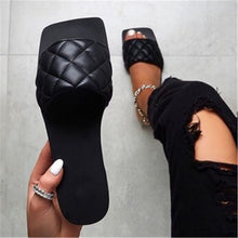 Load image into Gallery viewer, Women Flat Heel Leather Slippers