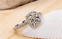 Load image into Gallery viewer, High Quality, Fine Cut Engagement Ring