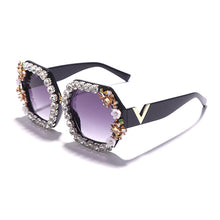 Load image into Gallery viewer, New Round Diamond Design Frame Sunglasses, UV400