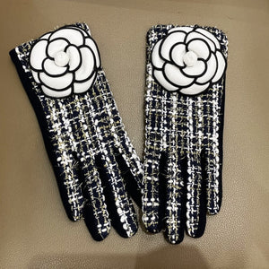 Beautiful Designer Warm Women Gloves w/ Large Flower Design